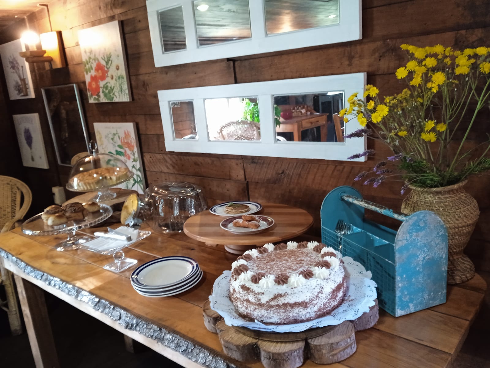 SALÓN DE TÉ - CAFETERÍA "LA PULPERÍA DE ANTUCO"